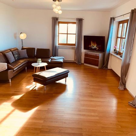 Adlerhorst, 4 Schlafzimmer, Blick In Die Alpen, Parkplatz Thyrnau Eksteriør bilde