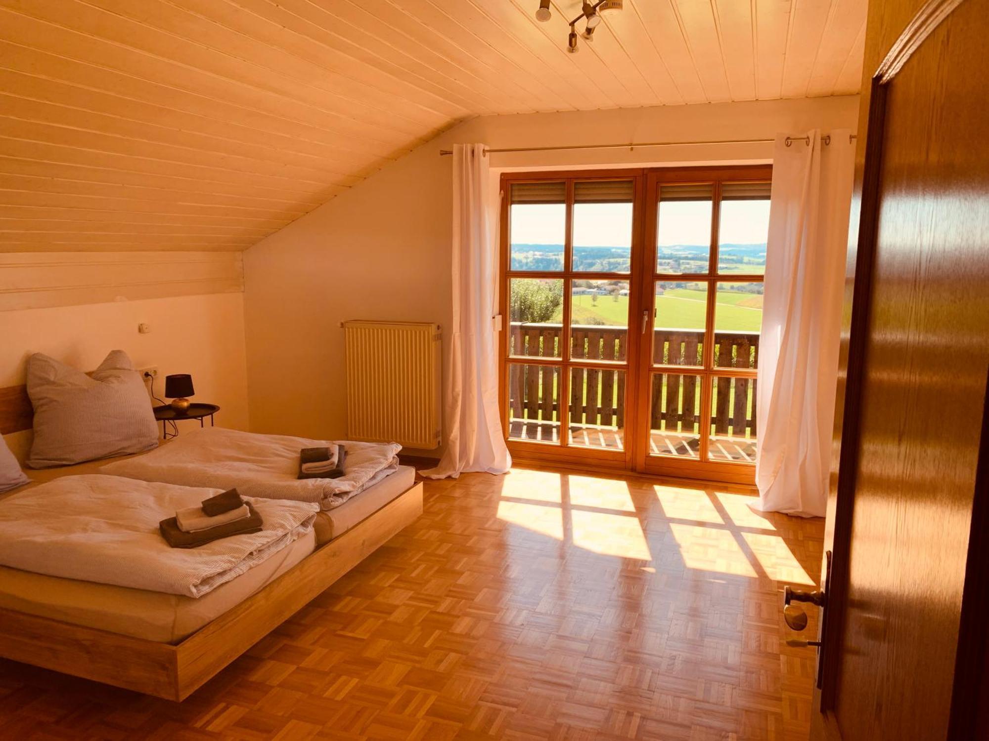 Adlerhorst, 4 Schlafzimmer, Blick In Die Alpen, Parkplatz Thyrnau Eksteriør bilde